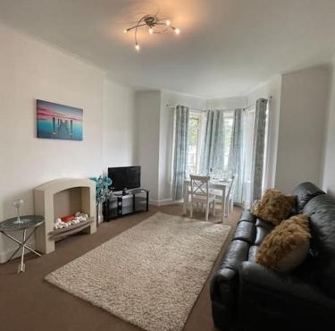 2 Bedrooms Holiday home in Edinburgh near City Center