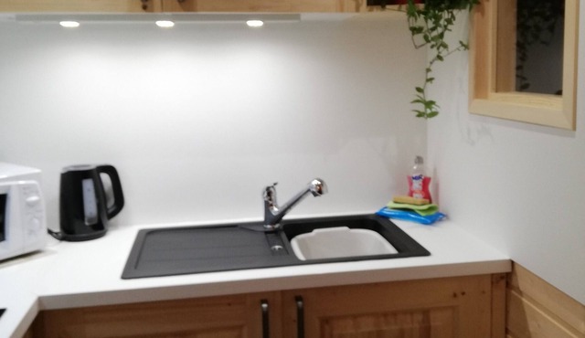 2 bedrooms independent entrance