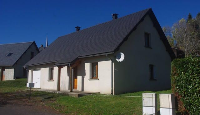 2 Bedrooms Private Vacation Home In Picherande