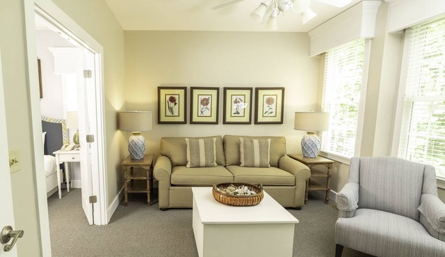 2 Bedrooms Townes Suite Village in King's Creek weekly booking 8 Days/7 Nights