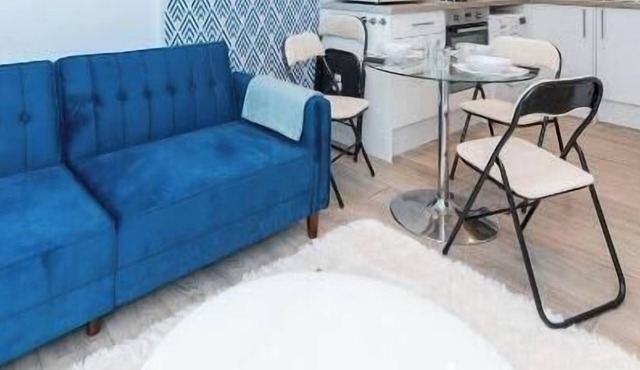 2 Beds | Central Fully Equipped Apartment