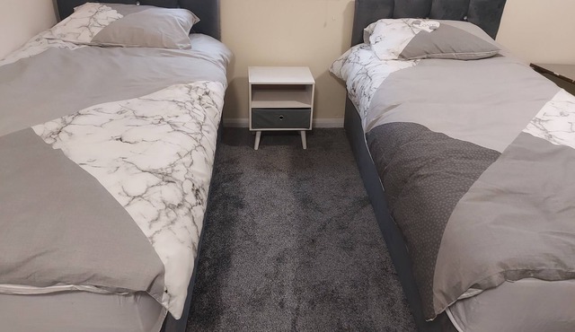 2-Beds Studio Located in Parkgate Rotherham