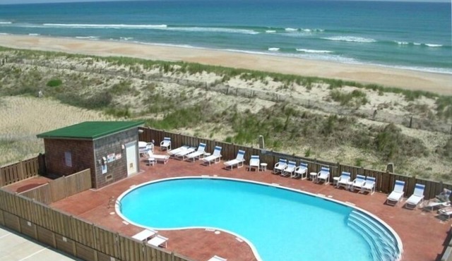 2 BR/2 BA Hatteras Top Floor Oceanfront Condo