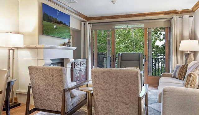 2 BR 2 BA Unit in Vail Village Beautiful Sebastian Residence w 5 Star Amenities