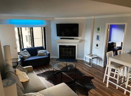 2 BR, 2 Bath Condo on the slopes with night skiing!