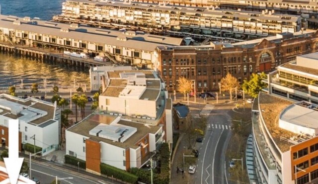 2 BR apartment near the Rocks