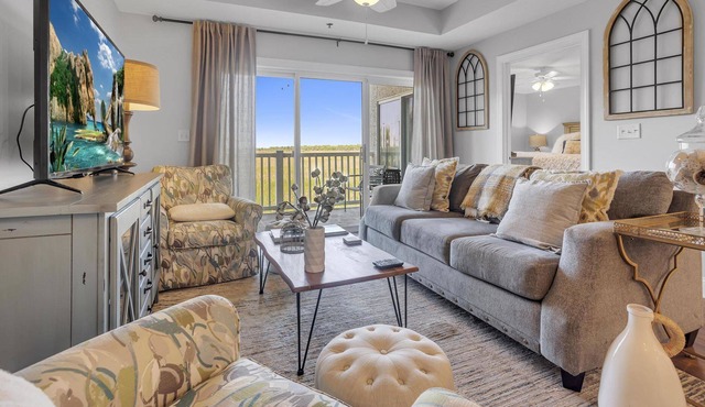 2 BR at Screven St. - Two Bedroom House, Sleeps 4