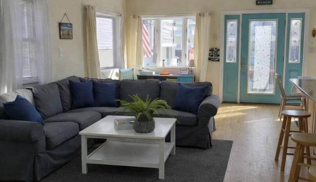 2 BR Beach Block West End Bungalow