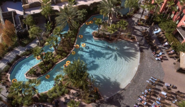 2 BR -Bonnet Creek - Pools, Dining, Pirate Ship Slide, Mini Golf