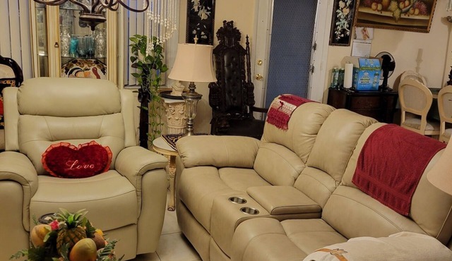 2 br condo
