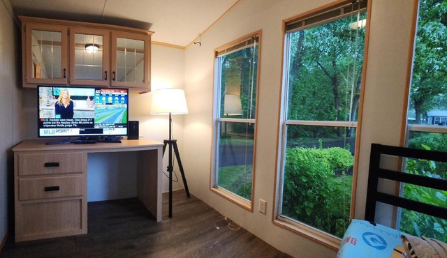 2 BR Cottage with Lake View at Sherkston Resort, Sleep 6