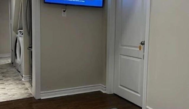 2 BR Exclusive Suite, TV, Free Parking/Wifi