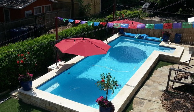 2 BR Historic Treasure w/ Swimming Pool on N Flores, Pets Welcome