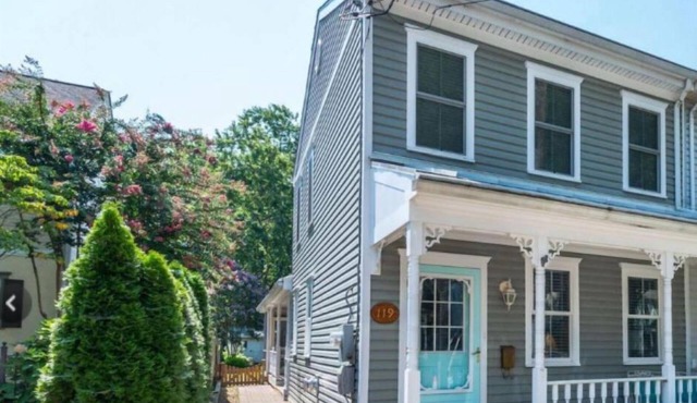 2 BR home on quiet street in Eastport with lovely screened porch.