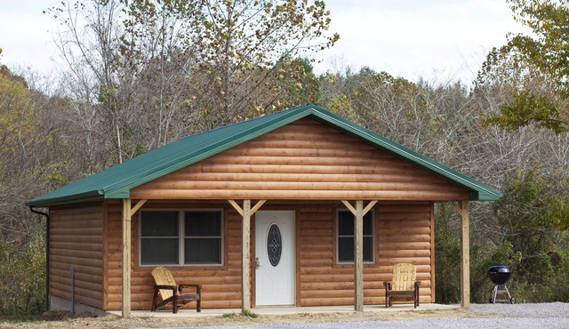 2 BR Hot Tub Cabin- Closest Cabins to Garden of the Gods-Shawnee National Forest