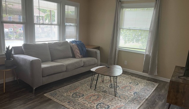 2 BR House /Close to Concord & Charlotte attractions /No pet fee!