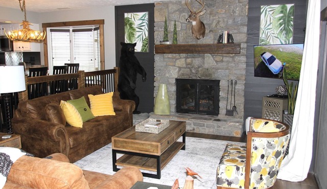 2 BR in Chetola Resort w/all resort amenities, walk to Main St Blowing Rock