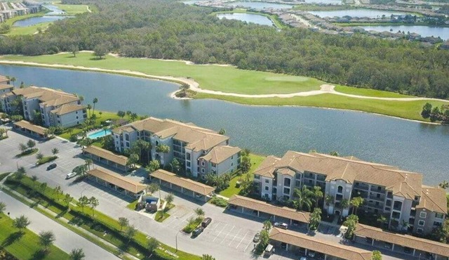 2 BR lakefront condo In Lakewood National overlooking the golf course - Array of Sunshine
