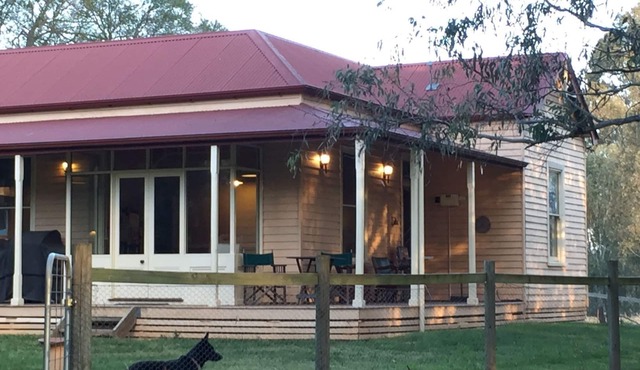 2 BR Lottie's Cottage, Family Farmstay,petfriendly Rural Retreat Albury-Wodonga
