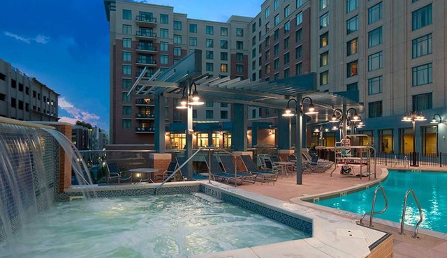 2 BR Resort Condo National Harbor - Indoor+ Outdoor Pools
