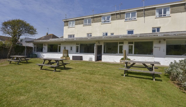 2 BROOK COTTAGES, pet friendly, country holiday cottage in Hope Cove