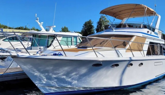 2 Cabin Classic Yacht in Petoskey's Bay Harbor