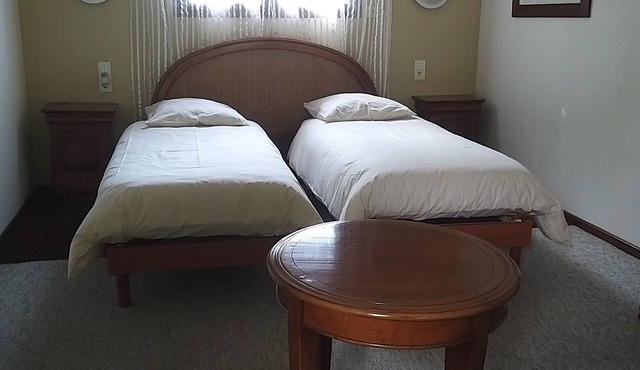 2 Chambres Dans Maison de 1803. Proche Circuit 24h Le Mans. 4km Entrée Autoroute