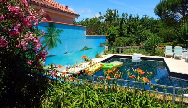 2 chambres et salle de bain un oasis de bien être Piscine et jardin Direct Gare Aéroport