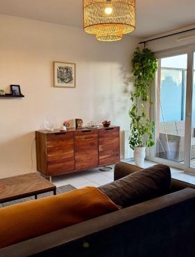 2 Chambres, Sécurisé, Parking, Climatisation, Eurexpo LDLC Arena