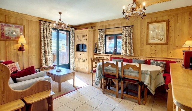 2 CMC316 - Warm 3 rooms in the heart of the village