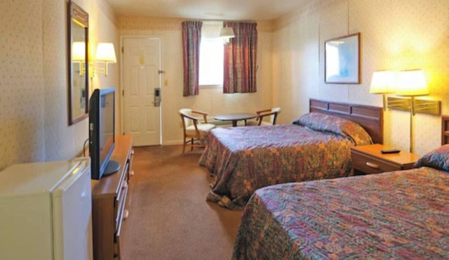 2 Comfortable Family-Friendly Stays | Near I-64, Trails and Attractions