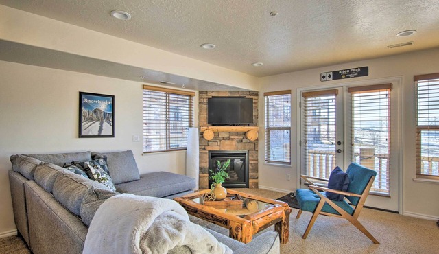 2-Condo Property w/Mtn Views by Golf & Ski Resort