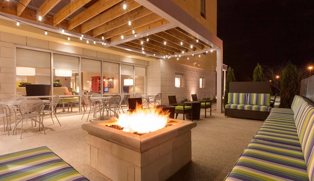 2 Connecting Suites at a Hotel