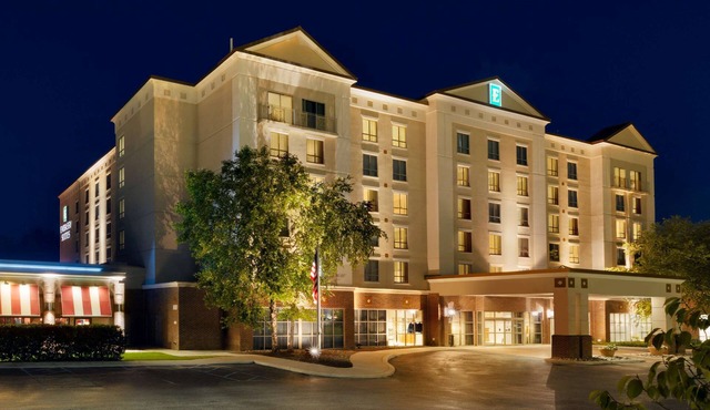 2 Connecting Suites at a Hotel