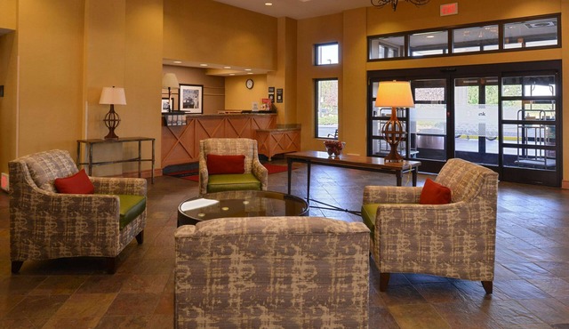 2 Connecting Suites at a Hotel