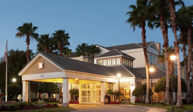 2 Connecting Suites at a Hotel