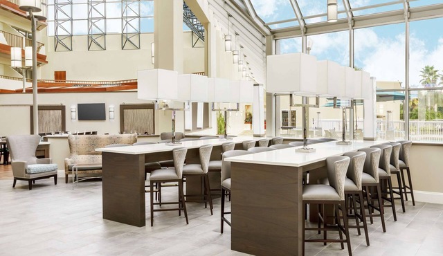 2 Connecting Suites at a 4⭐️ Hotel