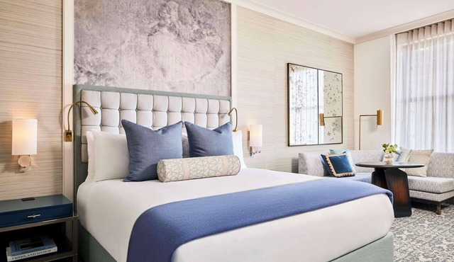 2 Connecting Suites + Connecting Room at a 5⭐️ Hotel