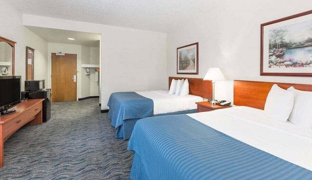2 Connecting Suites at a Hotel