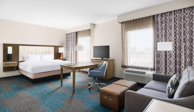2 Connecting Suites at a Hotel