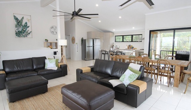 2 Coral Crescent Brisbane