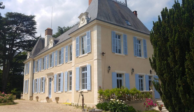 2 cottages classified 4 *, communicating in enclosed park of 1.5 ha with heated pool