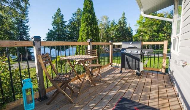 2 Cottages Side-by-Side - Waterfront -Hot Tub-Pets