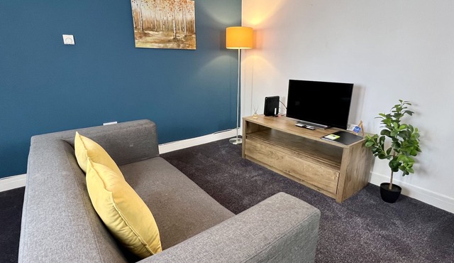 2 Cross Court, Stafford