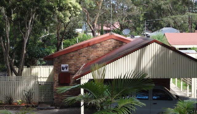 2 Dogs Cottages Port Stehpens