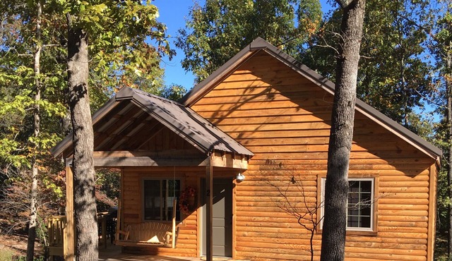 #2 Fall Creek Cabins 1 mile from Lake Norfork and Mountain Home Ar.