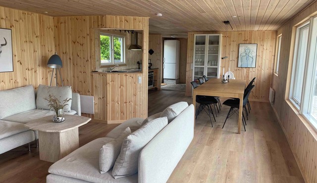 2-family activity cottage