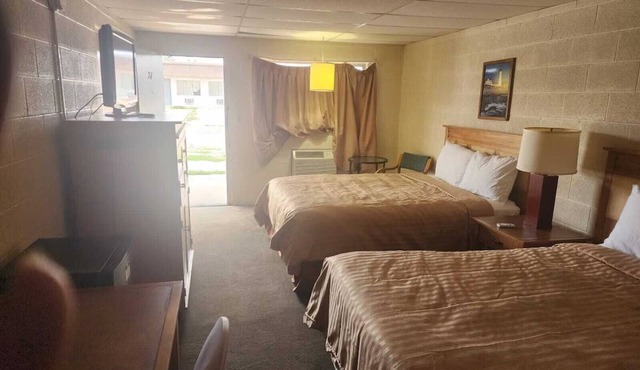 2 Family-Friendly Rooms – Great for Adventures in Quinter - Near Airport