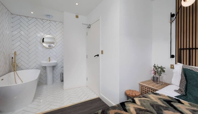 2 Free Park Space The Quays- Sleeps 8 (2 Ensuites)