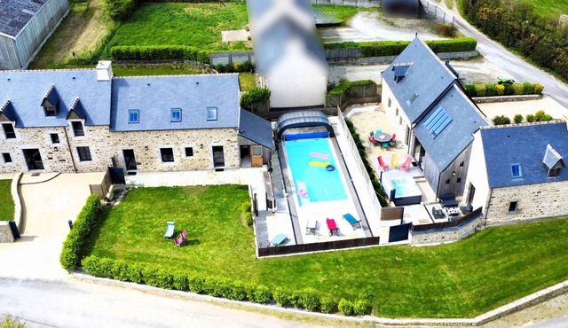 2 Gîtes à la campagne 14 pers, piscine, jacuzzi